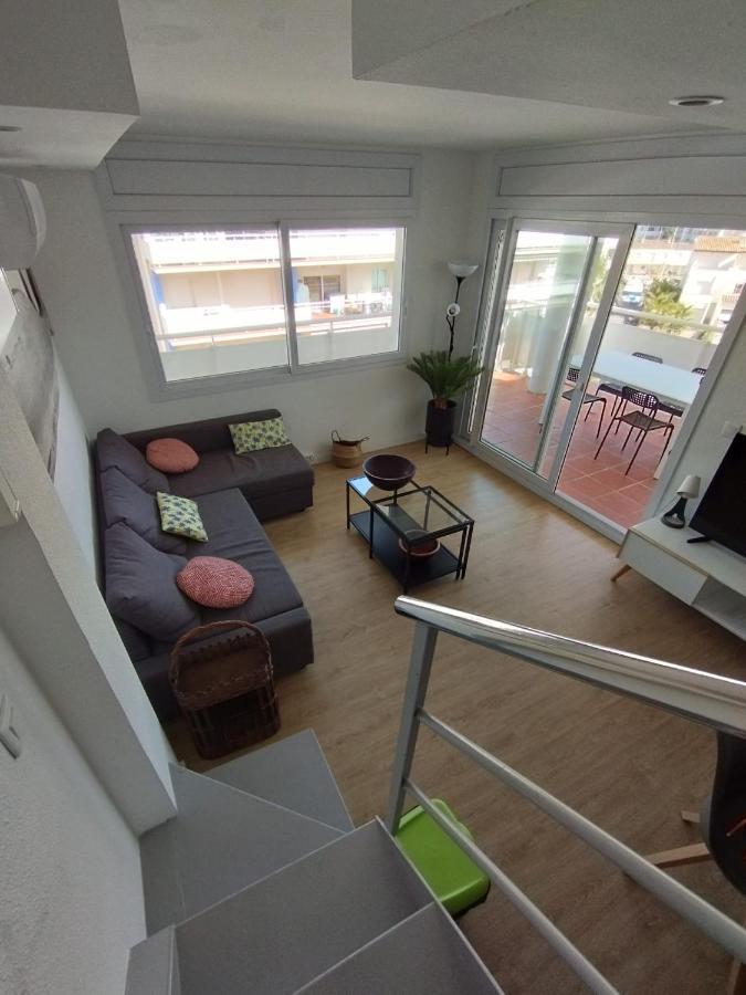 Atico Of 3 Rooms, Total 130M² Just For You With A 60 M² Terrace, Swimming Pool, Mountain And Marina View. Roses Exterior foto